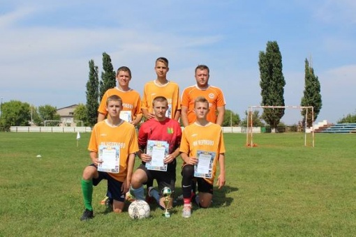 Футболисты отметили 150-летие поселка Чертково товарищеским турниром
