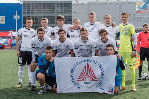 Сборная ЮФУ возглавила турнирную таблицу Первенства НСФЛ 