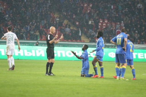 "Ростов" уступил в Грозном