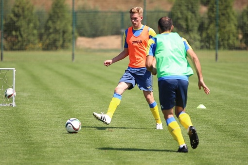 ФК «Ростов» пополнили два воспитанника петербургского футбола.