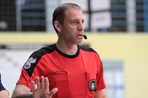 Сегодня Заместителю председателя судейско-инспекторского комитета Ростовской области инспектору футзальной Суперлиги Вадиму Отырба исполняется 49 лет