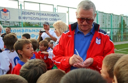 Памятник Виктору Понедельнику появится на территории одноименной футбольной Академии