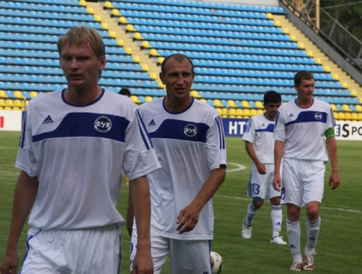 "Таганрог" разгромно уступил "Строгино"