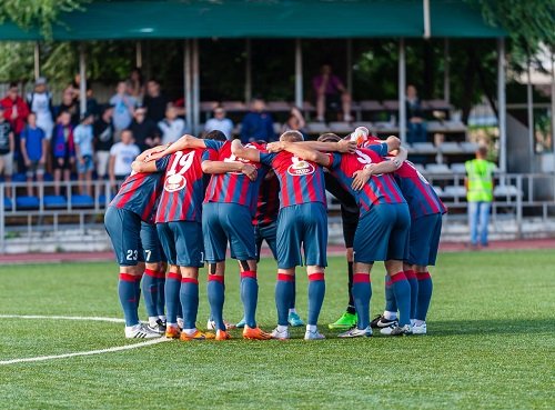 Армейцы вышли из отпуска