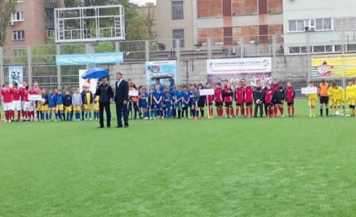 В Училище олимпийского резерва открыли обновленное футбольное поле