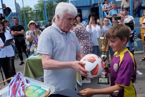 Легенда советского футбола Евгений Ловчев в девятый раз провел детский турнир в Волгодонске