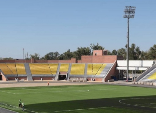 В Шахтах продолжается реконструкция стадиона «Шахтер»