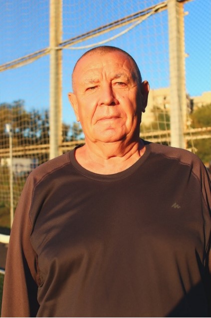 Сегодня ветеран донского футбола, Мастер спорта  Юрий Романов отмечает 76-й день рождения