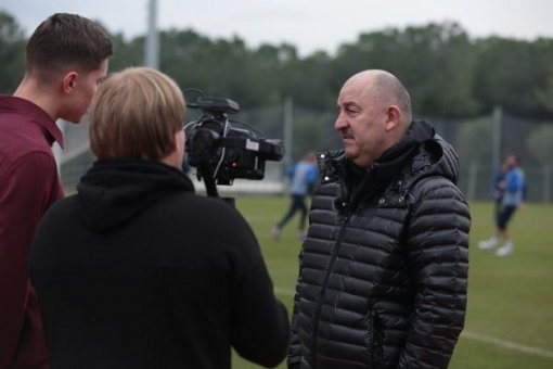 Главный тренер сборной России посетил тренировку «Ростова»