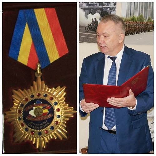 Заместитель Министра образования Ростовской области Пётр Николаевич Серов награжден почётным знаком «Футбольная слава Дона»