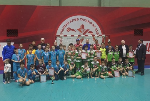 Юные «крестоносцы» победили на традиционном детском турнире в Таганроге 