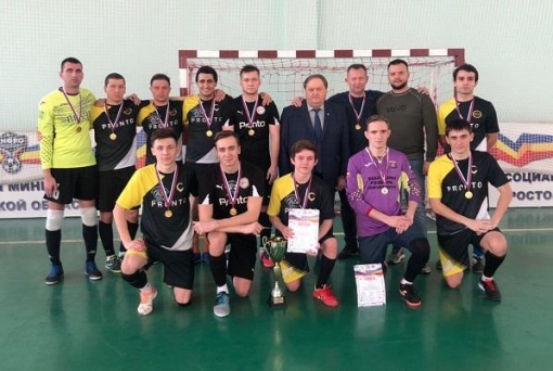 Вслед за девушками в Нижний Новгород отправятся и парни ЮФУ