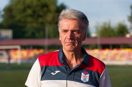 «Академия футбола им. В. Понедельника» завершила сотрудничество с Владимиром Зиновьевым