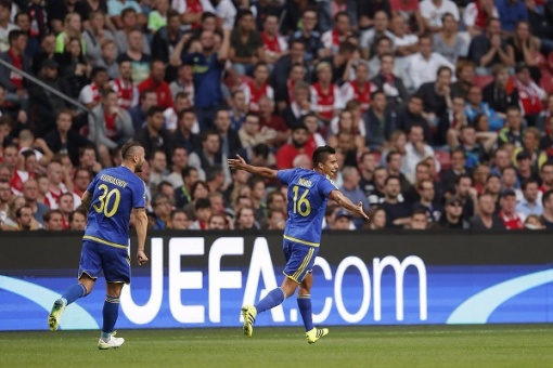 Боевая ничья в Амстердаме