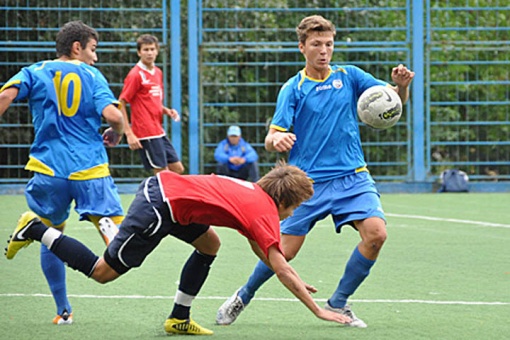 Приглашение на традиционный турнир по футболу посвященный памяти заслуженного тренера России  В.  Д. Нечепуренко. 
