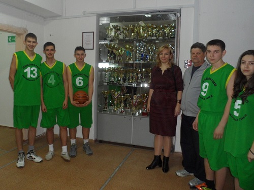 Подарок депутата  