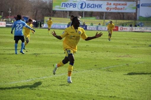  Уверенная победа на берегах Волги