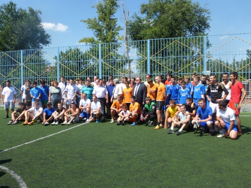 Футбол против наркотиков  "Спасти спортом"