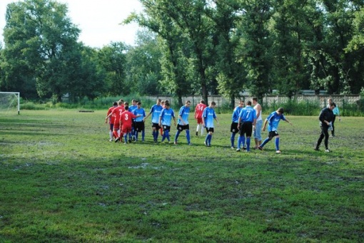 Чемпионат Зерноградского района по футболу 2015. Результаты десятого тура