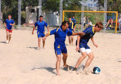 «Кубок открытия» по пляжному футболу 