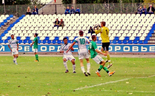 Фотоотчет матча ФК"МАЯК" - "Батайск- Резметкон".Фото пресс-службы ФК"МАЯК" Волгодонск