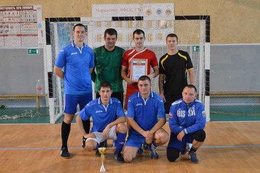 В турнире по мини-футболу, посвященному Дню народного единства приняли участие десять команд Тарасовского района